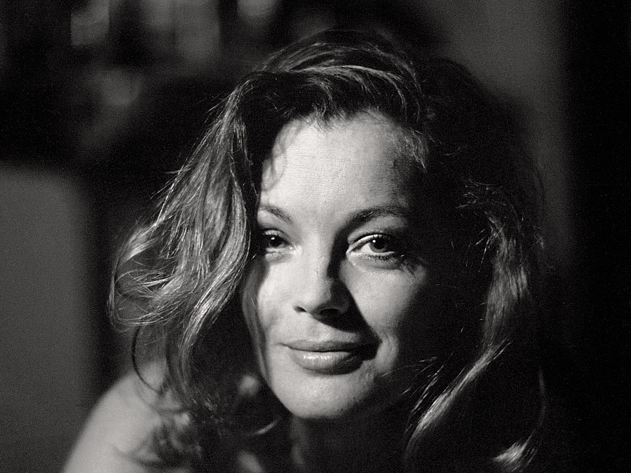 romy-schneider_ Foto Helga Kneidl romy-schneider_streifen-4_15-18_v01_4zu3_b2_dina3plus1